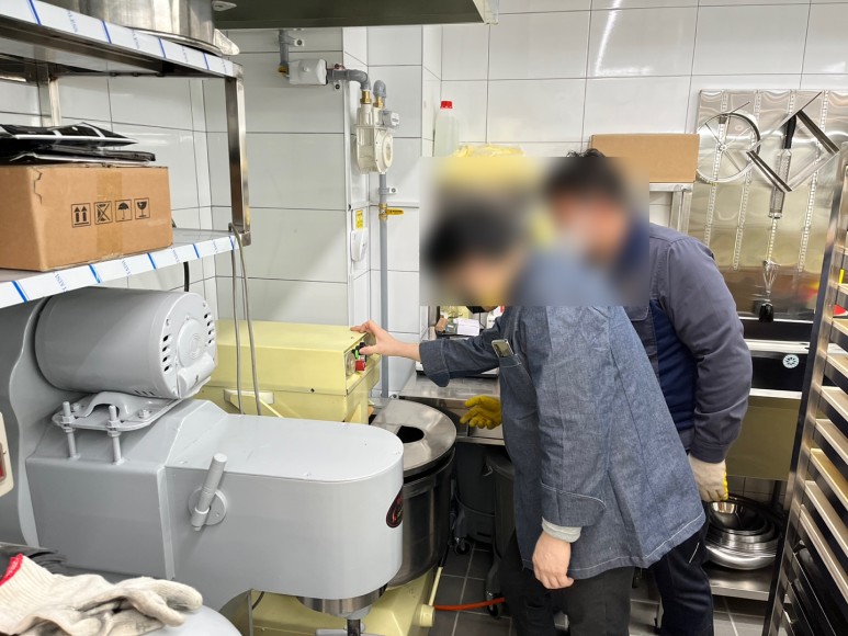 SE-30ce7577-ab76-47fb-b442-8eea2d448f11.jpg