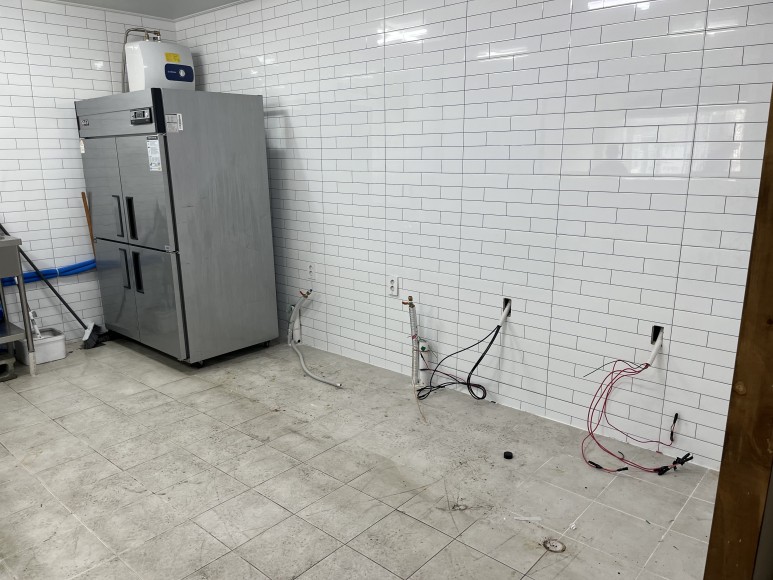 KakaoTalk_20220627_102813112_04.jpg